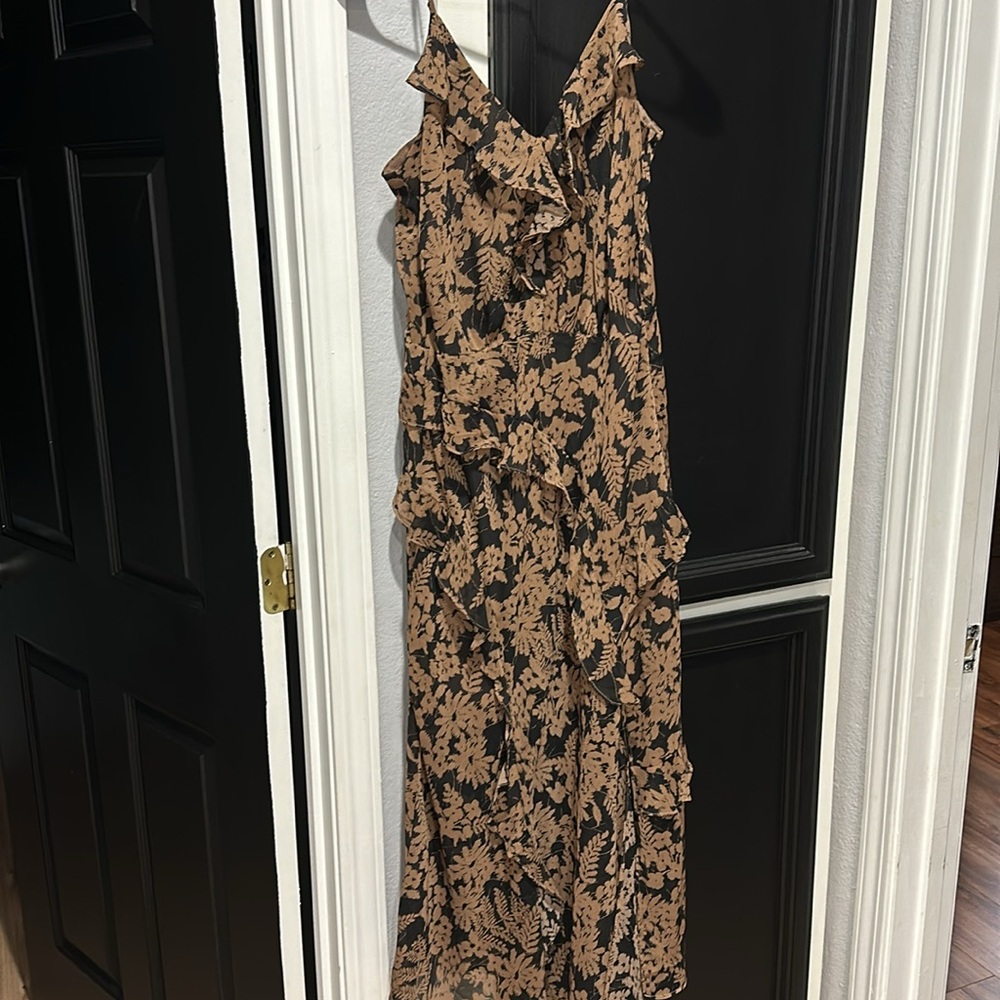 Dress - Picture 2 of 7